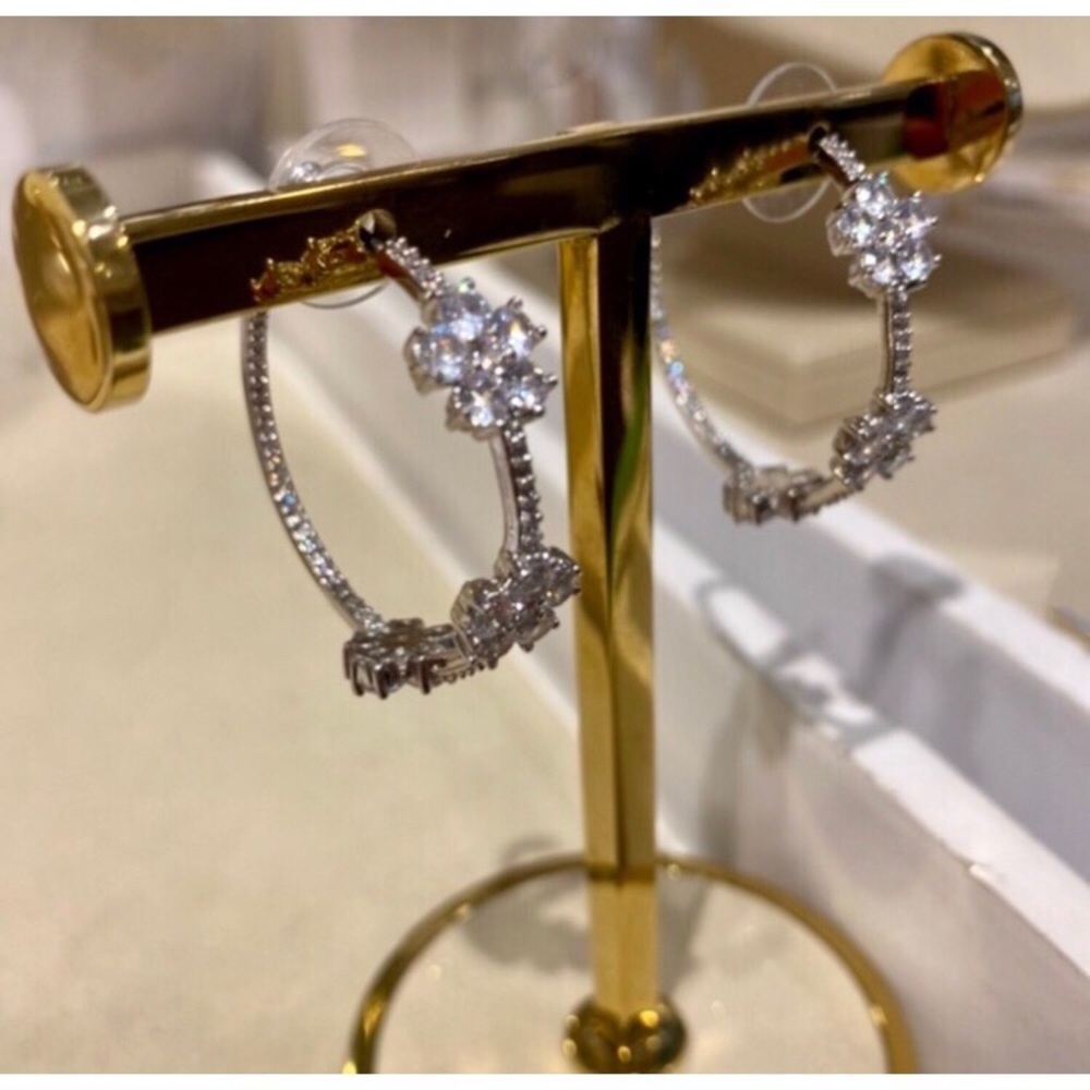 NWT Kate Spade Cubic Zirconia Flower Hoop Earrings